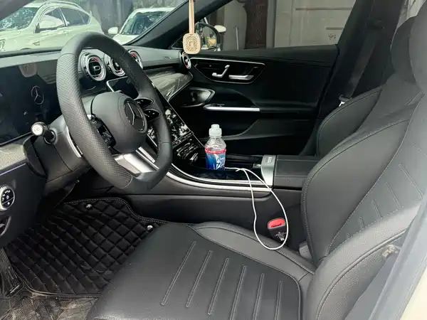 Mercedes-Benz C-Class 2025