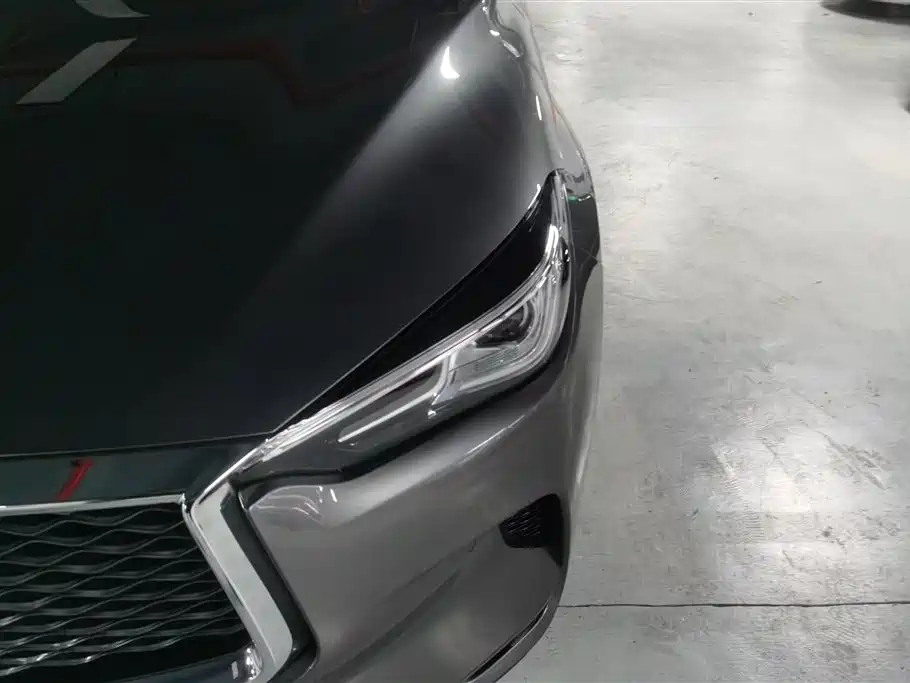 Infiniti QX50 2020
