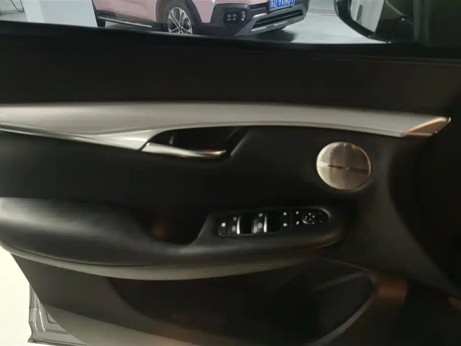 Infiniti QX50 2020