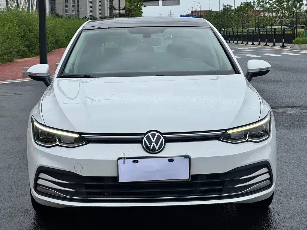 Volkswagen Golf 2022