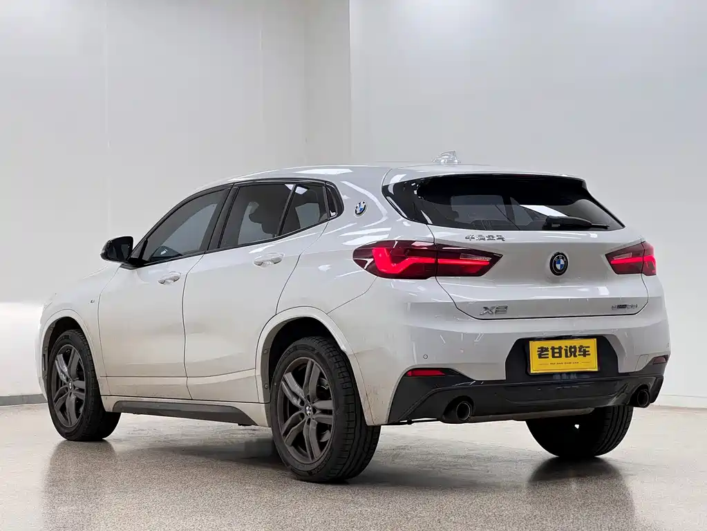 BMW X2 2023 — фото 8