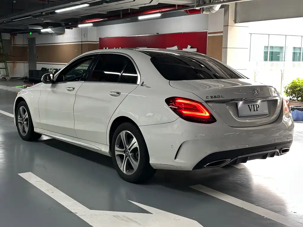 Mercedes-Benz C-Class 2019