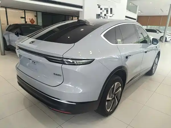 NIO EC7 2024