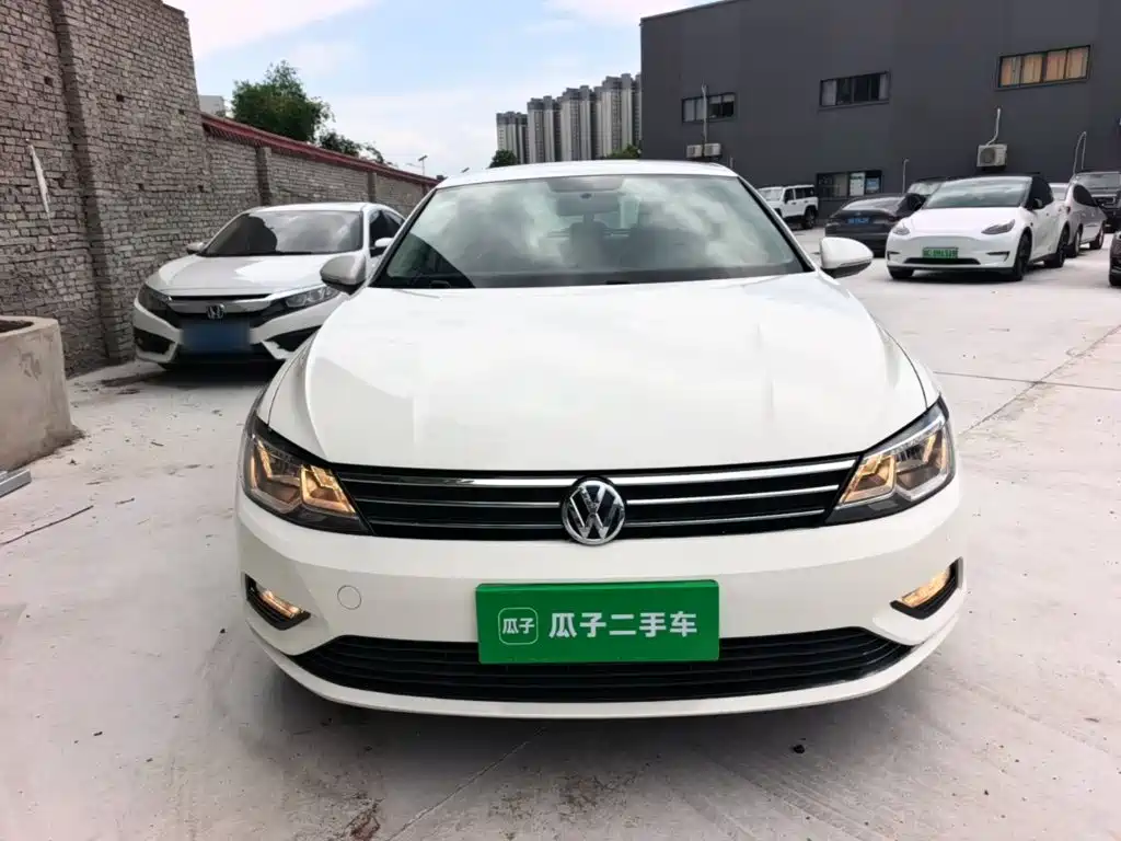 Volkswagen Lamando 2015