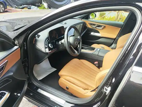 Mercedes-Benz E-Class New Energy 2024