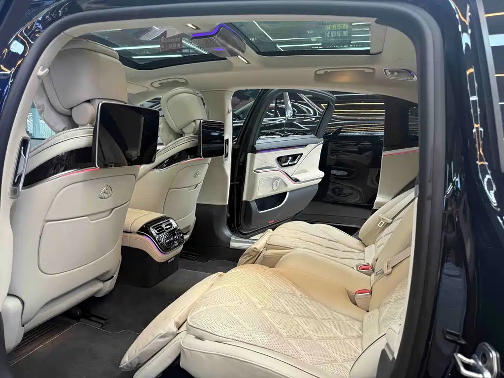 Mercedes-Benz Maybach S-Class 2025 — фото 9