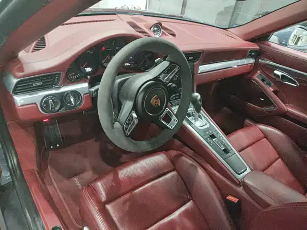 Porsche 911 2016