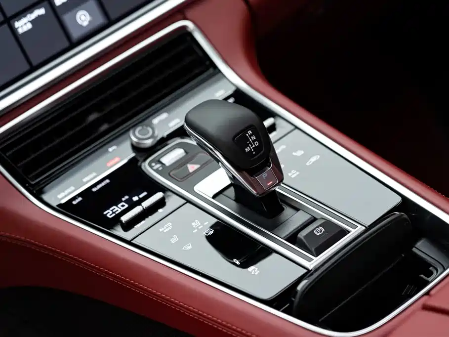 Porsche Panamera 2022 — фото 18