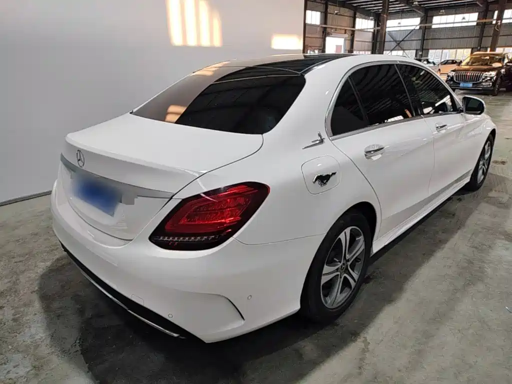 Mercedes-Benz C-Class 2019