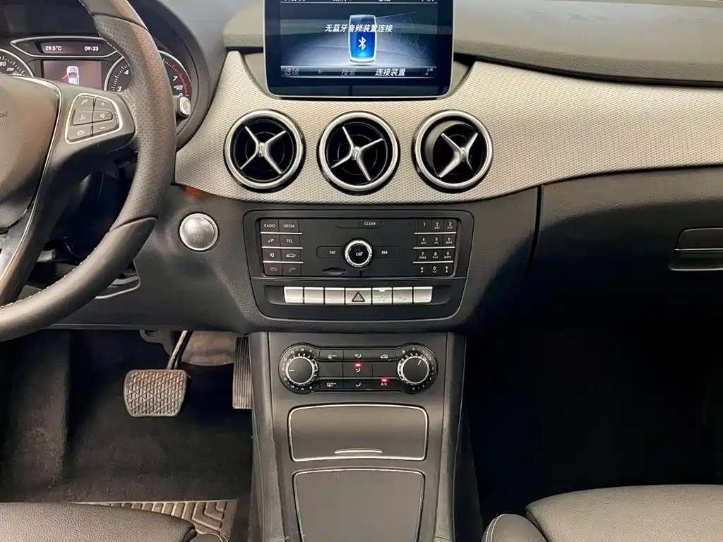 Mercedes-Benz B-Class 2019 — фото 9