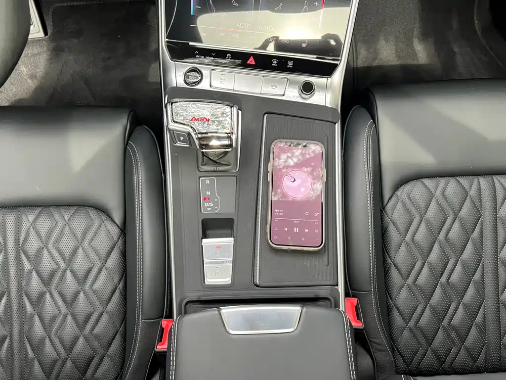 Audi A6L 2025 — фото 27