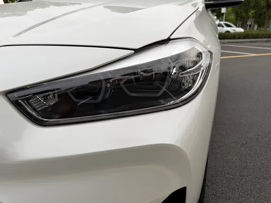 BMW X2 2022 — фото 10