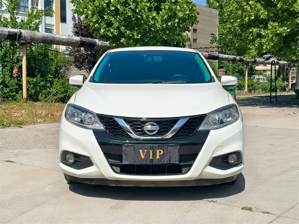 Nissan Tiida 2018 — фото 2