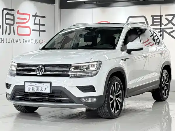 Volkswagen Tharu 2020