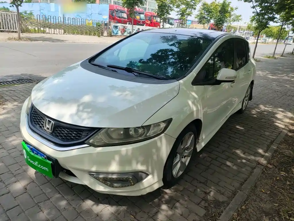 Honda Jade 2016 — фото 2