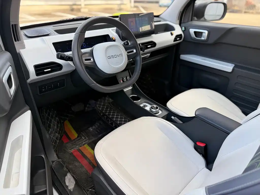 Geely Galaxy Panda 2023