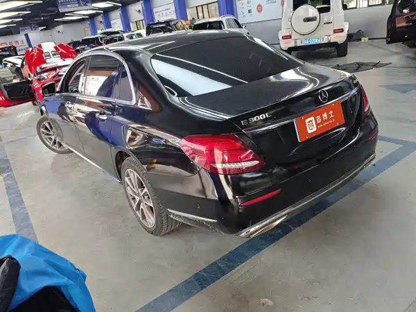 Mercedes-Benz E-Class 2017