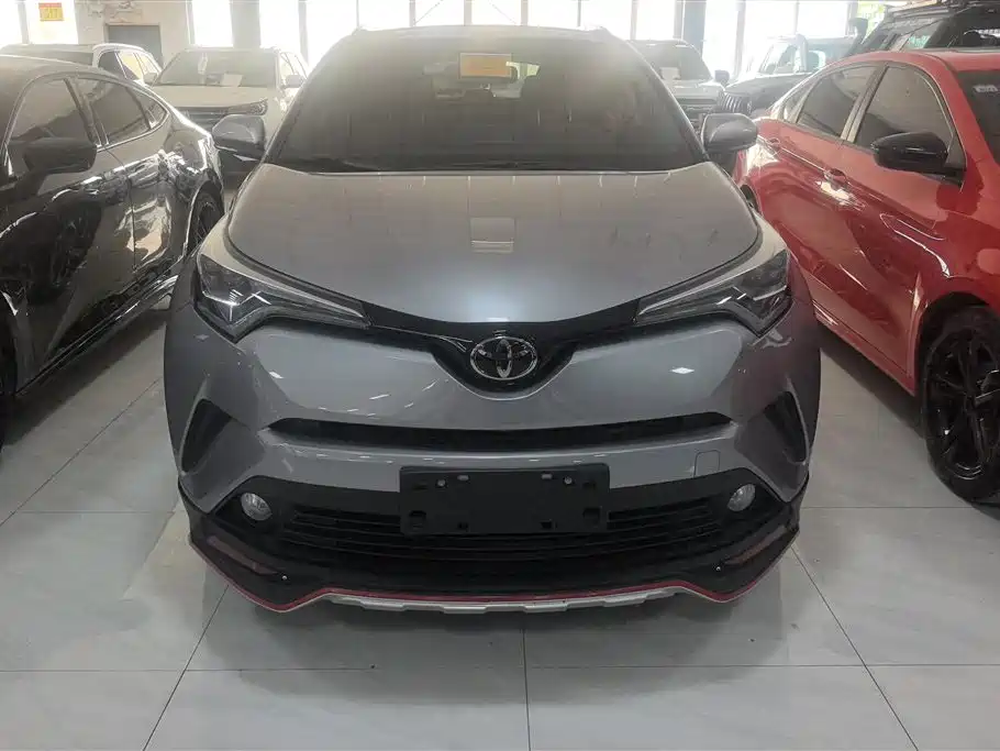 Toyota IZOA 2019 — фото 2