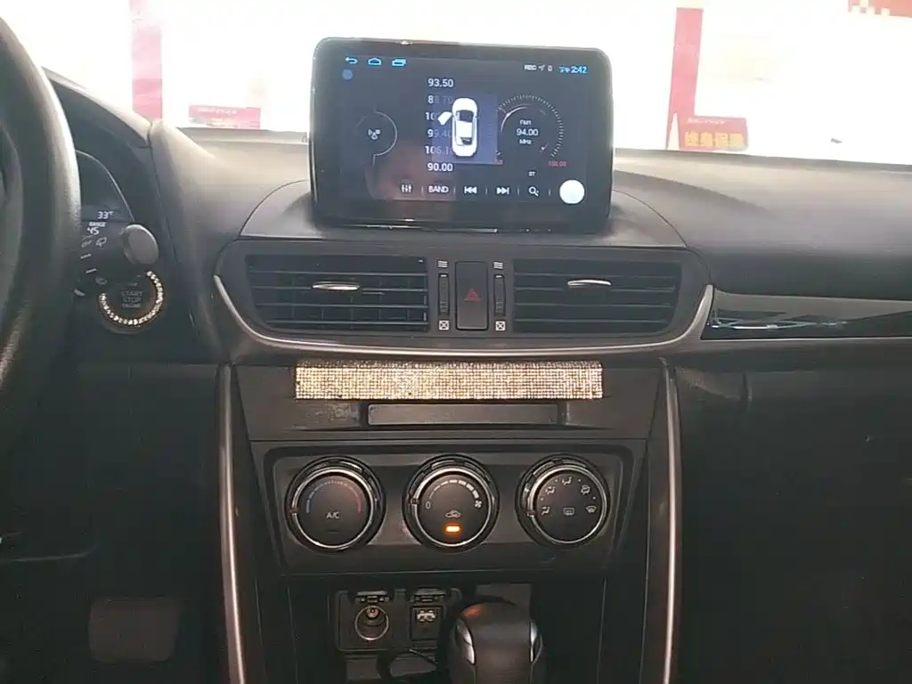 Mazda CX-4 2017 — фото 13