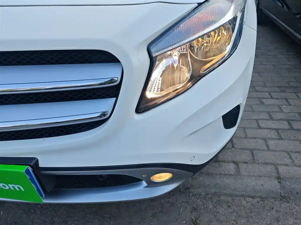 Mercedes-Benz GLA 2017 — фото 24