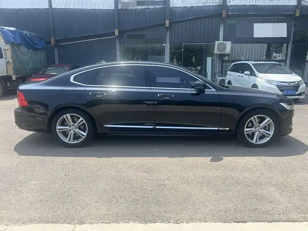 Volvo S90 2018 — фото 5