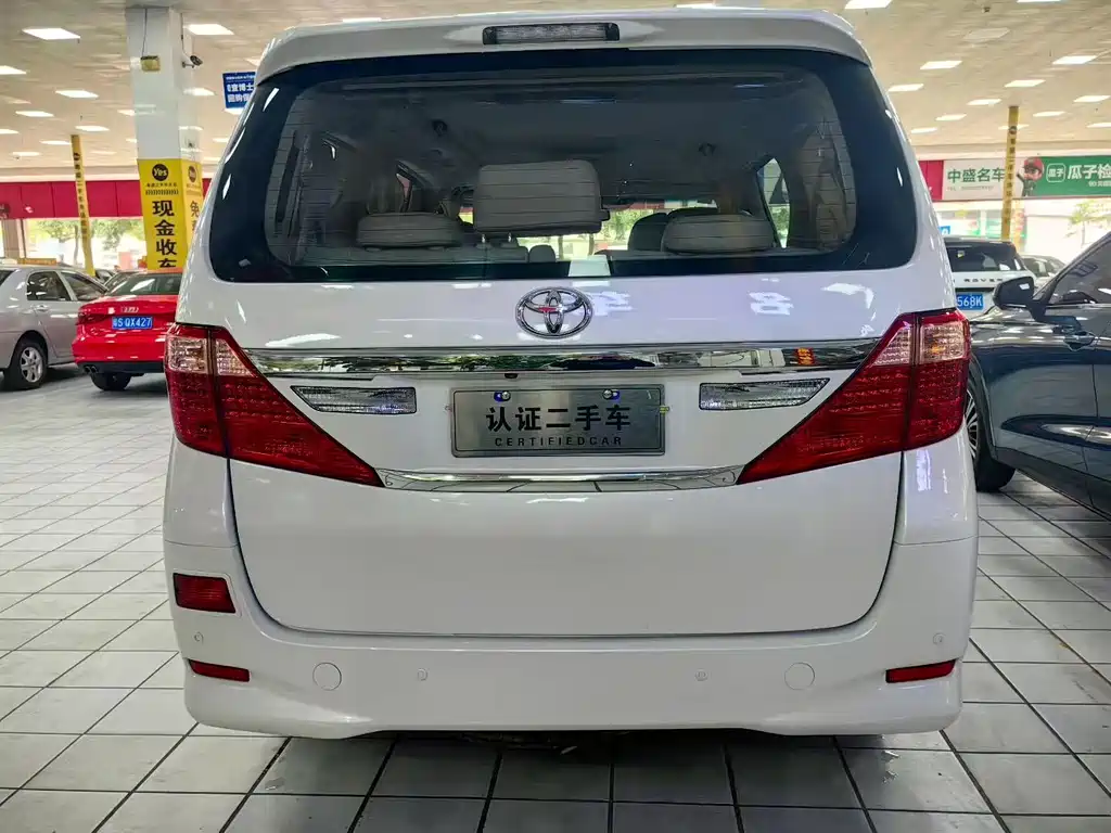 Toyota Alphard 2014 — фото 6