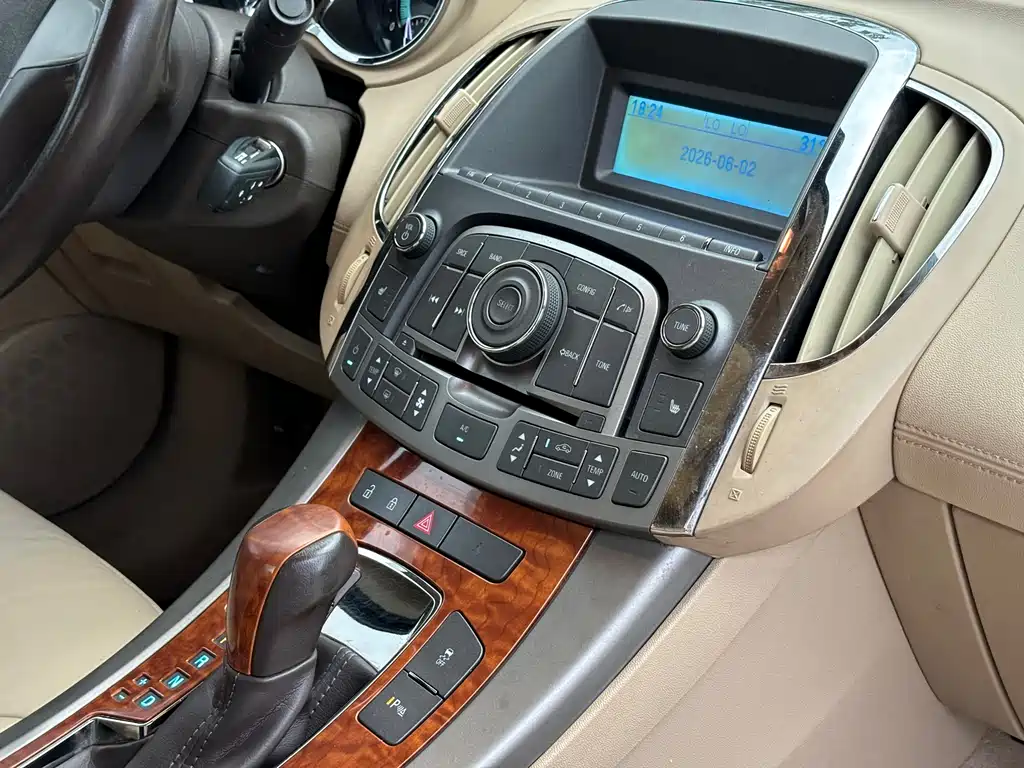 Buick LaCrosse 2013 — фото 17