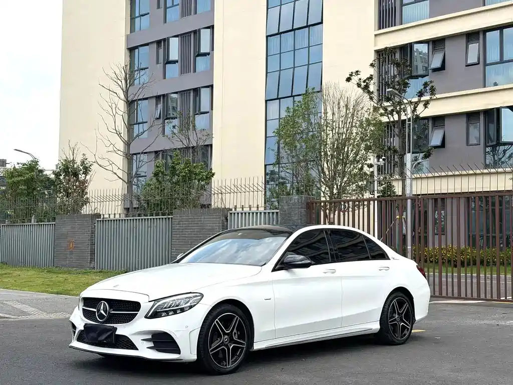 Mercedes-Benz C-Class 2020