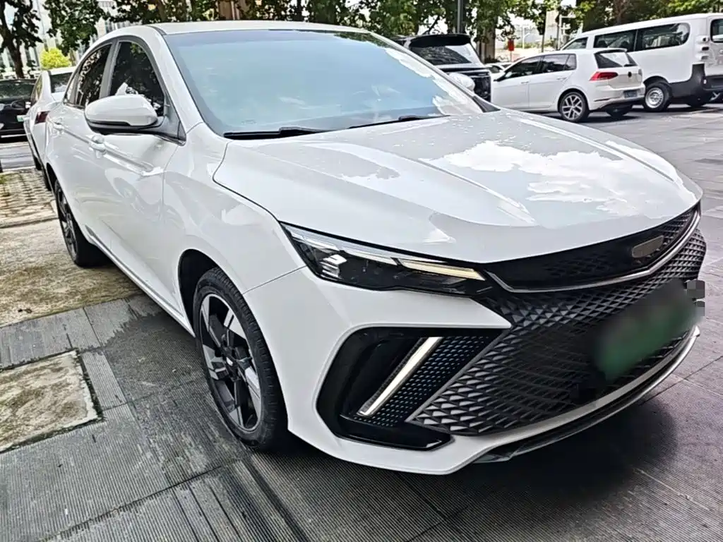 Geely Emgrand L Hip 2022 — фото 4