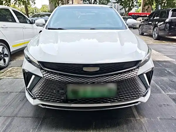 Geely Emgrand L Hip 2022