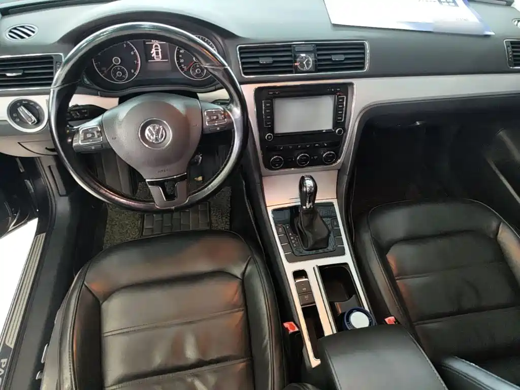 Volkswagen Passat 2015 — фото 6