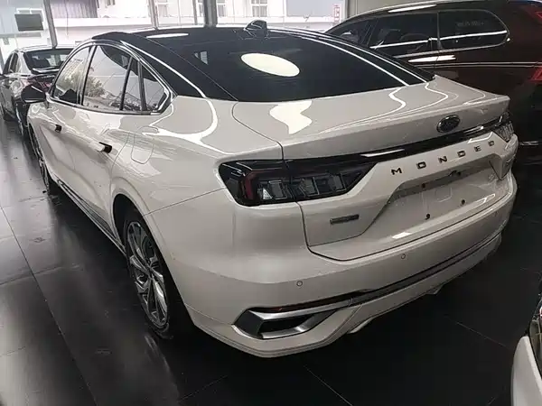 Ford Mondeo 2022