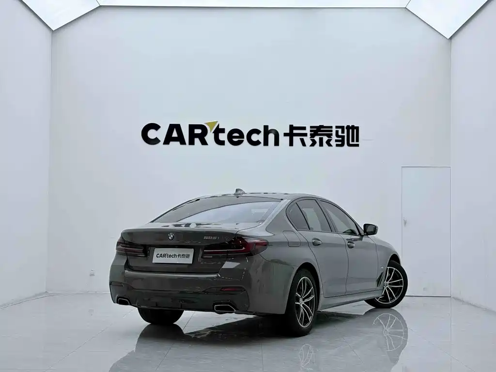 BMW 5 Series 2022