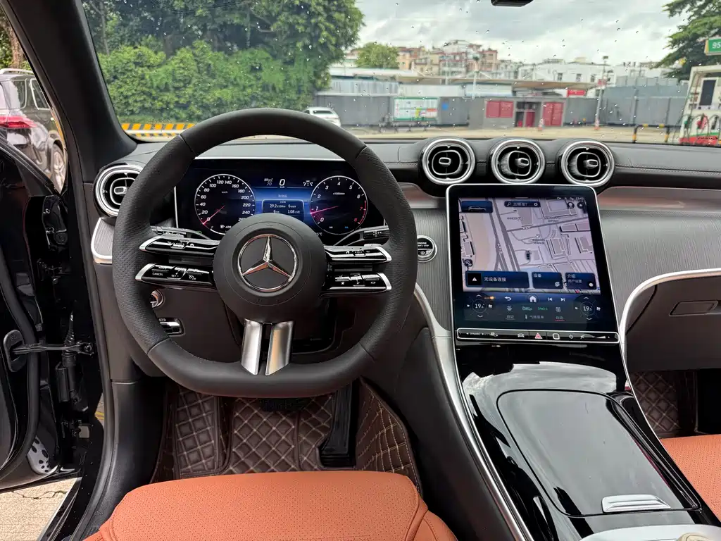Mercedes-Benz GLC 2023 — фото 16