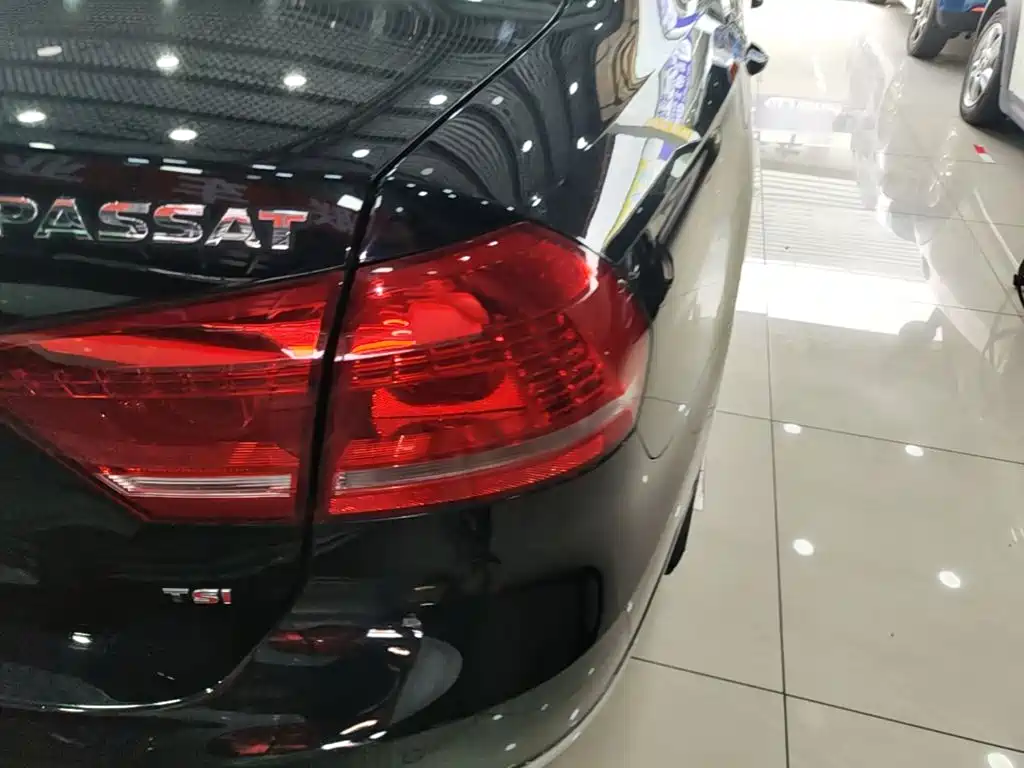 Volkswagen Passat 2015 — фото 24