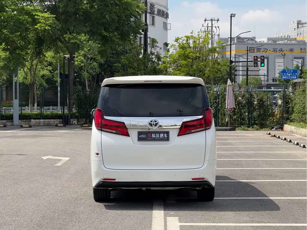 Toyota Alphard 2019 — фото 4