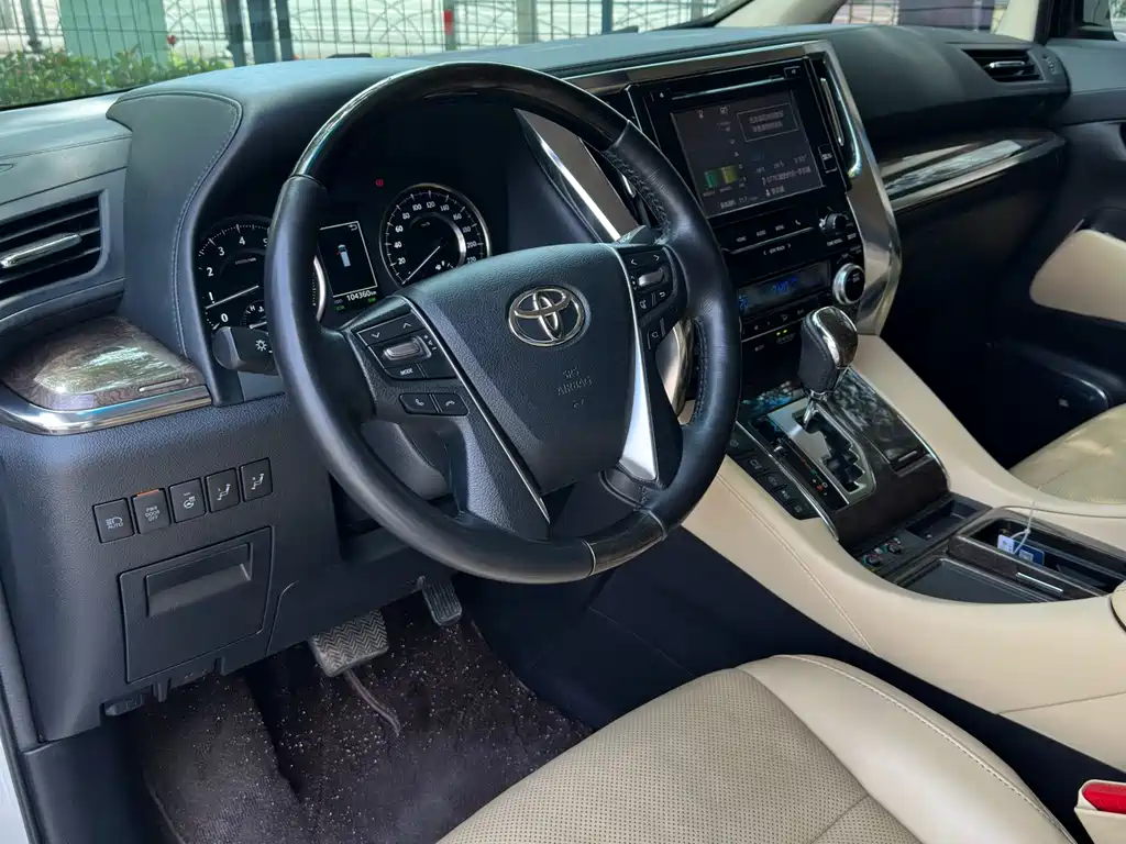 Toyota Alphard 2019 — фото 9