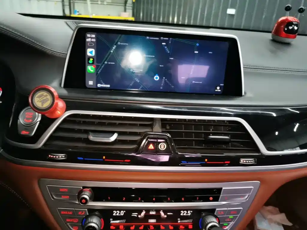 BMW 7 Series 2020 — фото 13