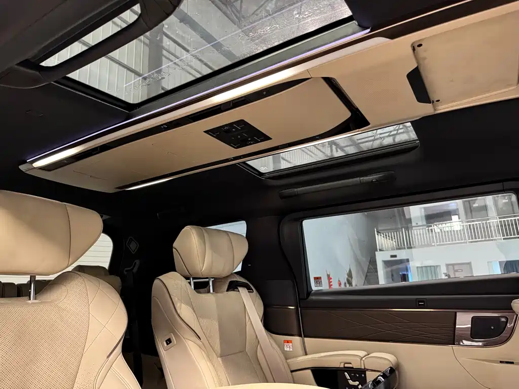 Toyota Vellfire 2023 — фото 26