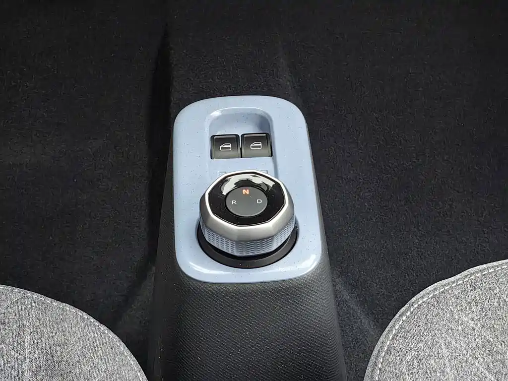 Geely Galaxy Panda 2023 — фото 13