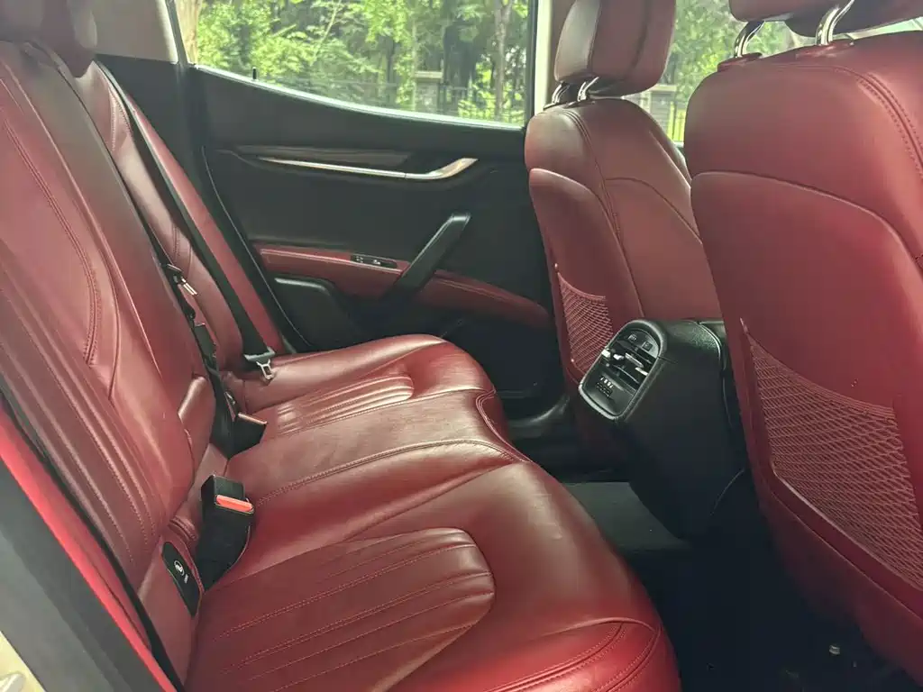 Maserati Ghibli 2015 — фото 13