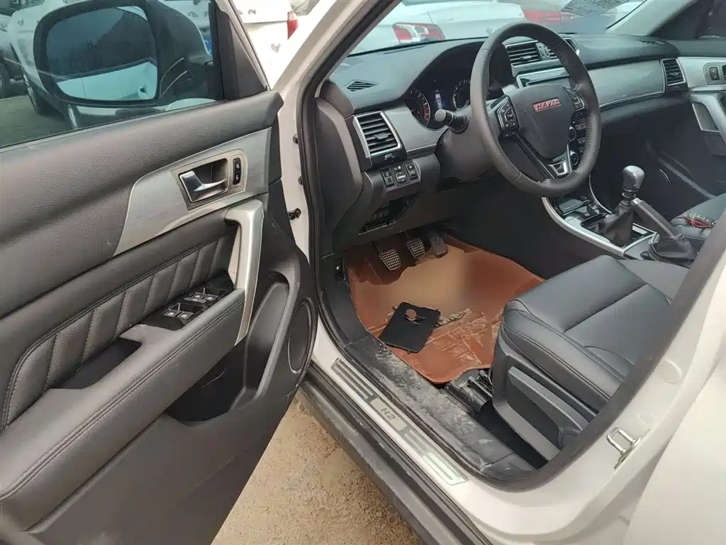 Haval H2 2015 — фото 12