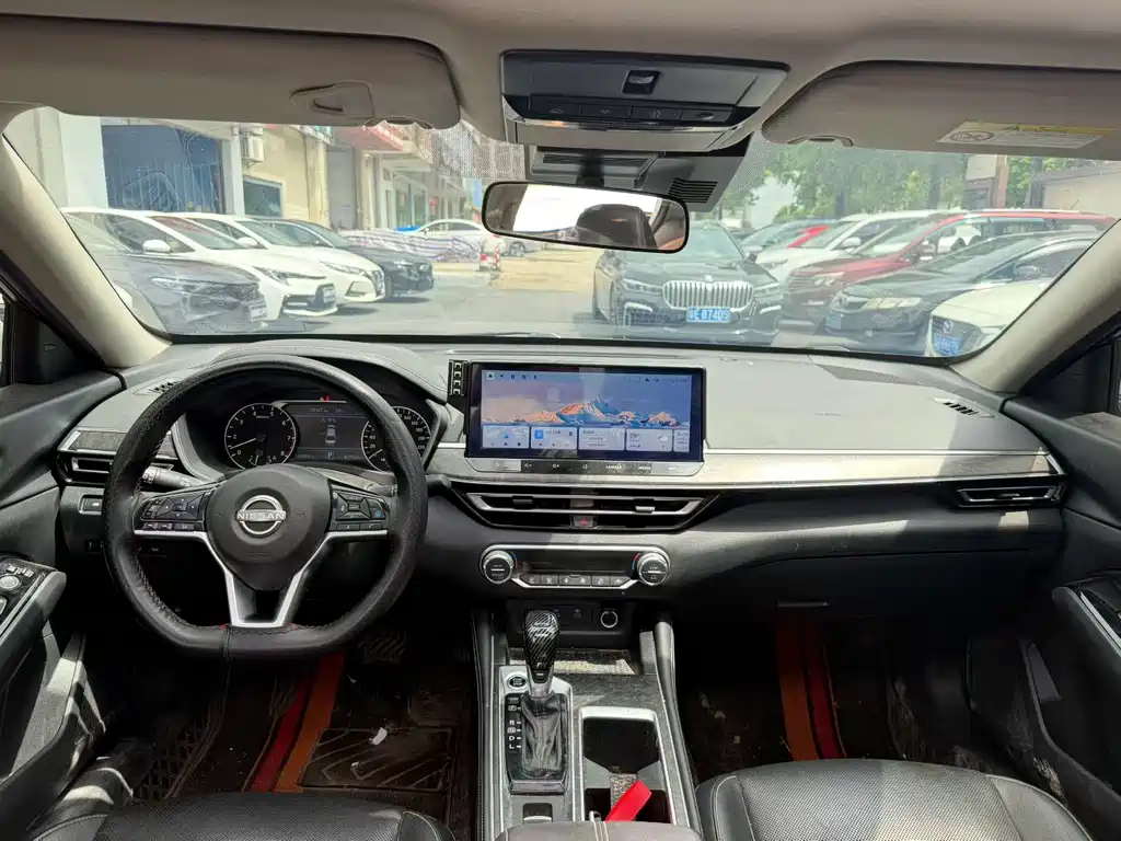 Nissan Teana 2023