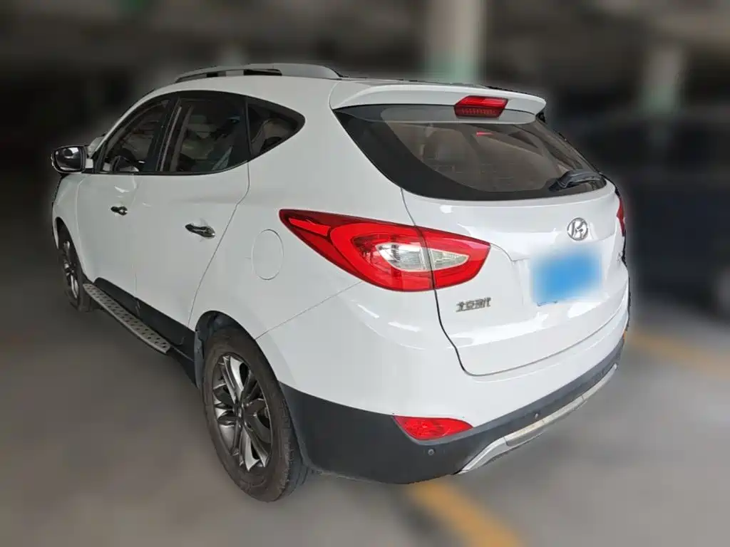 Hyundai ix35 2016 — фото 9