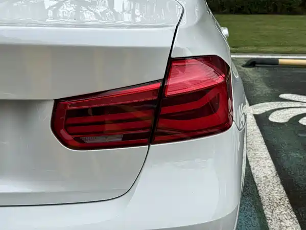 BMW 3 Series 2017