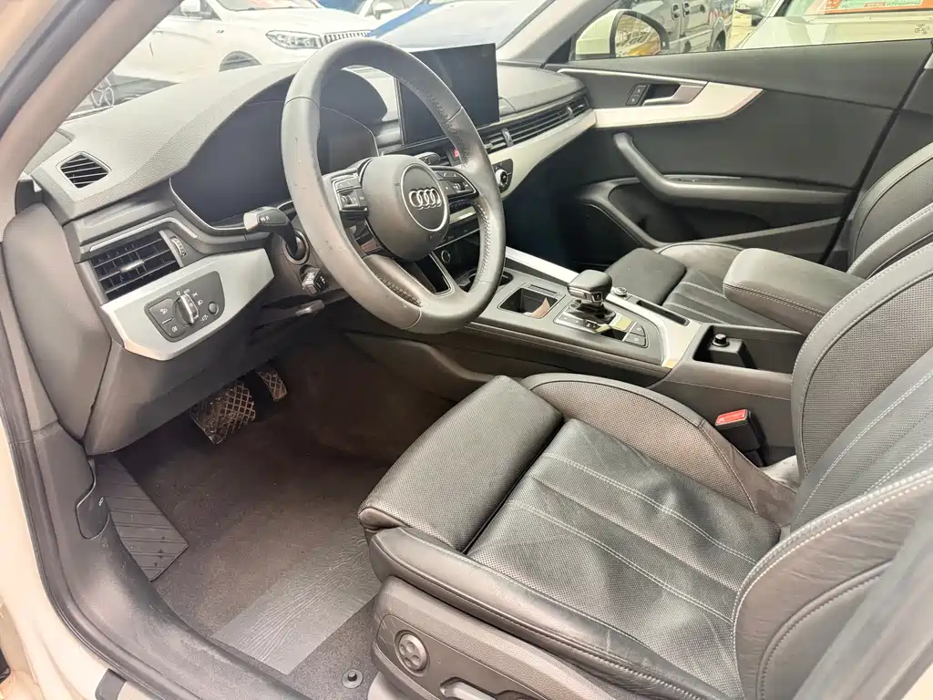 Audi A4L 2020