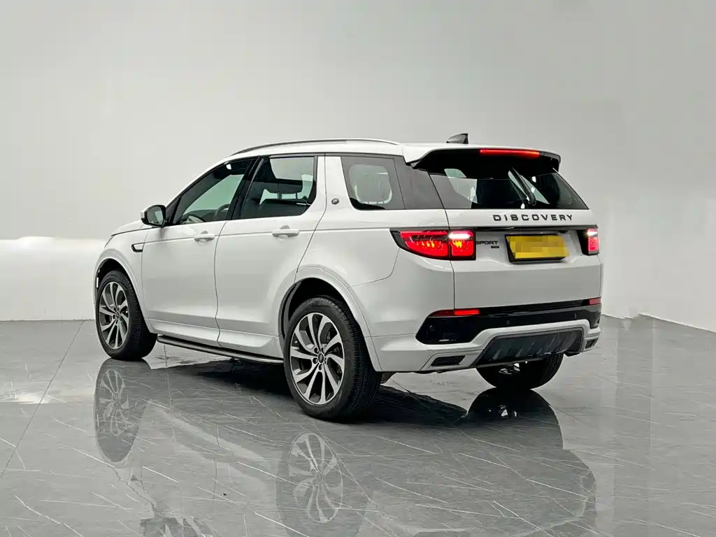Land Rover Discovery Sport 2022 — фото 4