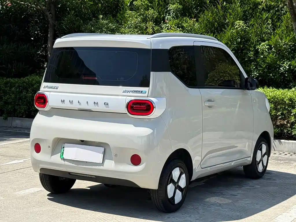 Wuling Hongguang MINIEV 2024