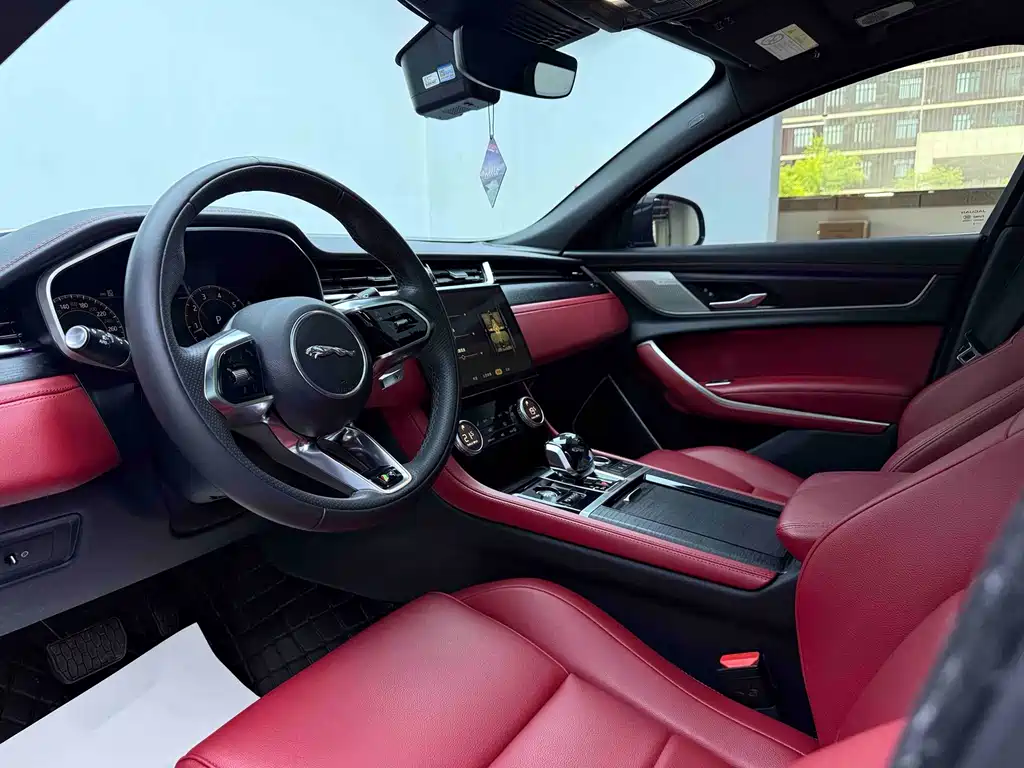 Jaguar XFL 2023 — фото 10