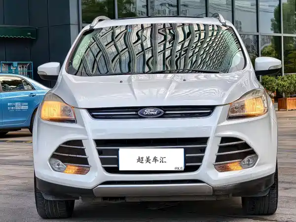 Ford Kuga 2014
